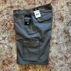 NEW WITH TAGS - Dickies Women Cargo Short